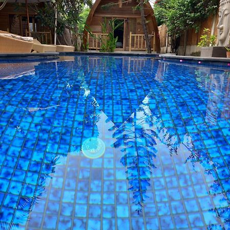 Djamezz Lumbung Hotel Gili Air Exterior photo