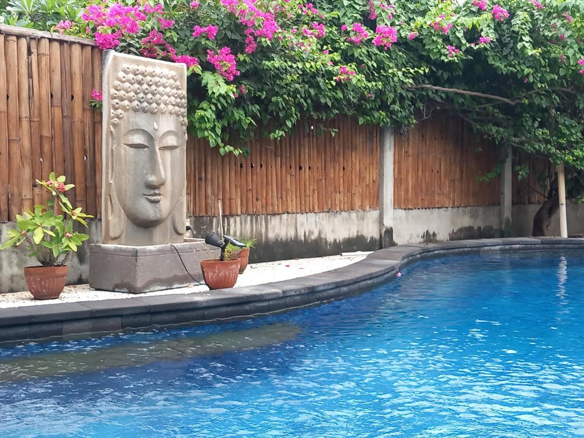 Djamezz Lumbung Hotel Gili Air Exterior photo