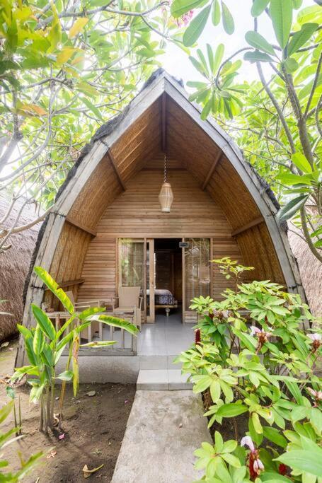 Djamezz Lumbung Hotel Gili Air Exterior photo